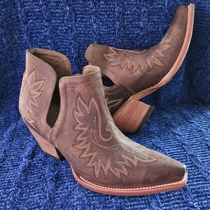 ARIAT Dixon Bootie Women's Size 12 Weathered Brown 100% Leather